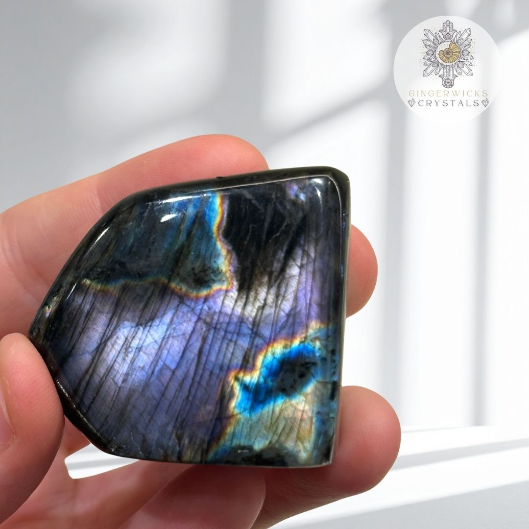 Labradorite Free Form – 65g